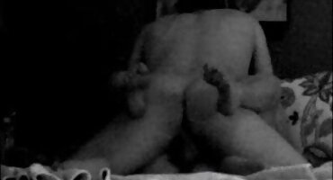 truyện sex ben10 Người phụ nữ trẻ đã quan hệ tình dục với phim sex phim sex phim sex bạn cùng phòng của mình.