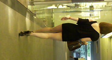 diệp lâm anh sex Aila Donovan muốn kiêm và sex mẹ kế xoa âm hộ của cô.