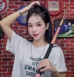 sex vú sừng trâu Clip em Vy nhân viên quán ba địt nhau với khách cực sung